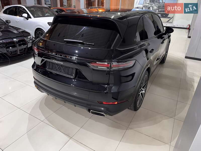 Внедорожник / Кроссовер Porsche Cayenne 2019 в Одессе