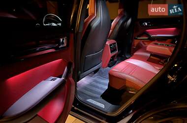 Внедорожник / Кроссовер Porsche Cayenne 2019 в 
