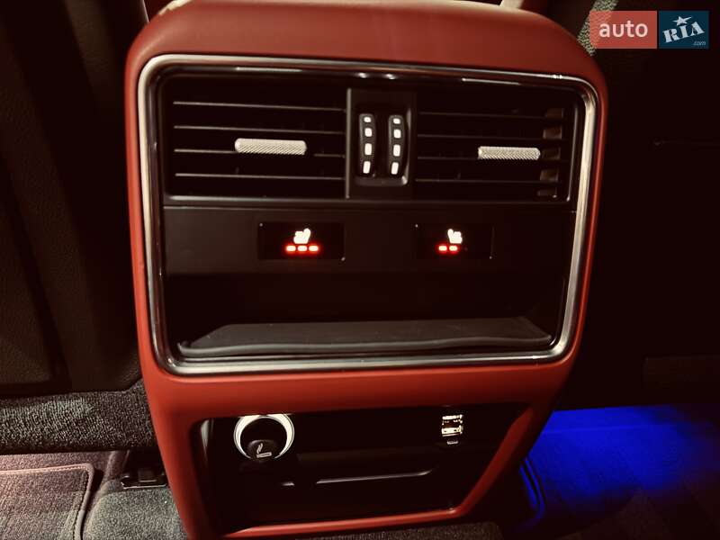 Внедорожник / Кроссовер Porsche Cayenne 2019 в Одессе