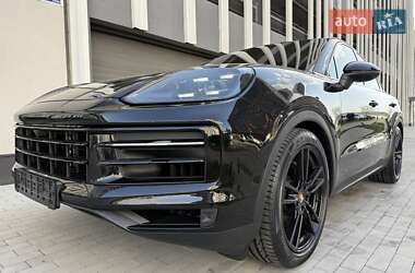 Внедорожник / Кроссовер Porsche Cayenne 2024 в 