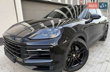 Внедорожник / Кроссовер Porsche Cayenne 2024 в 