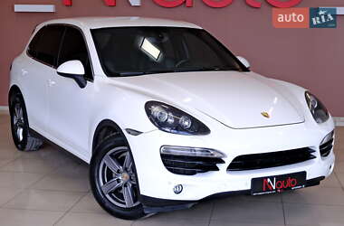Внедорожник / Кроссовер Porsche Cayenne 2011 в 