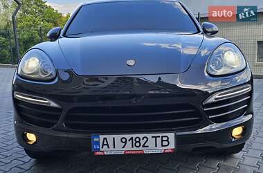 Внедорожник / Кроссовер Porsche Cayenne 2011 в 