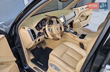 Внедорожник / Кроссовер Porsche Cayenne 2011 в 