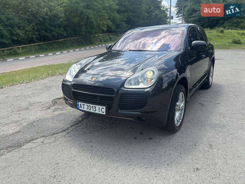 Porsche Cayenne 2005