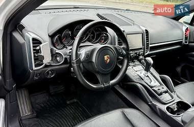 Внедорожник / Кроссовер Porsche Cayenne 2013 в 