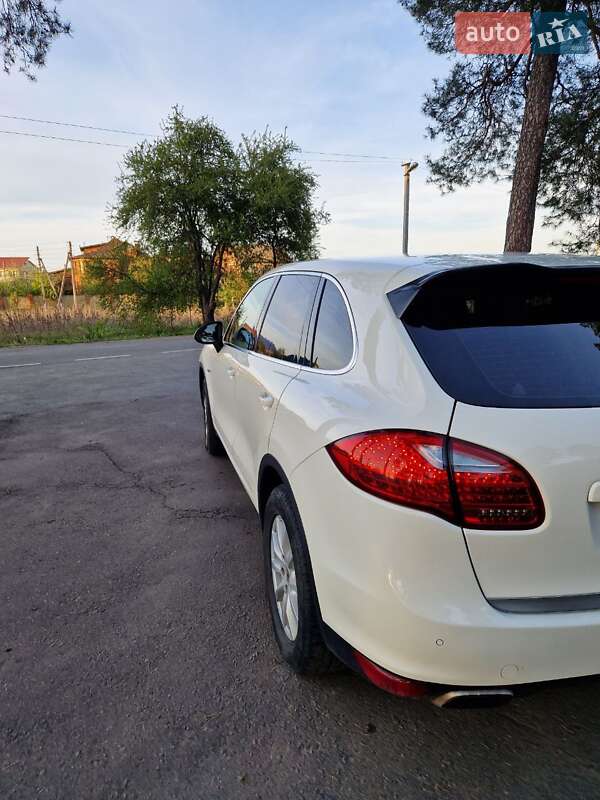 Позашляховик / Кросовер Porsche Cayenne 2010 в Вінниці