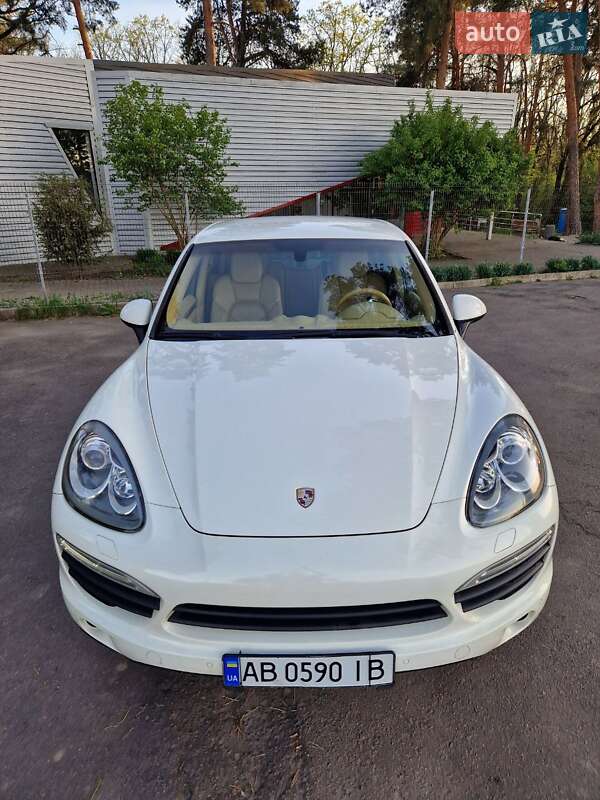 Позашляховик / Кросовер Porsche Cayenne 2010 в Вінниці