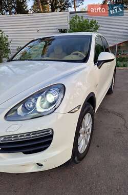 Внедорожник / Кроссовер Porsche Cayenne 2010 в 