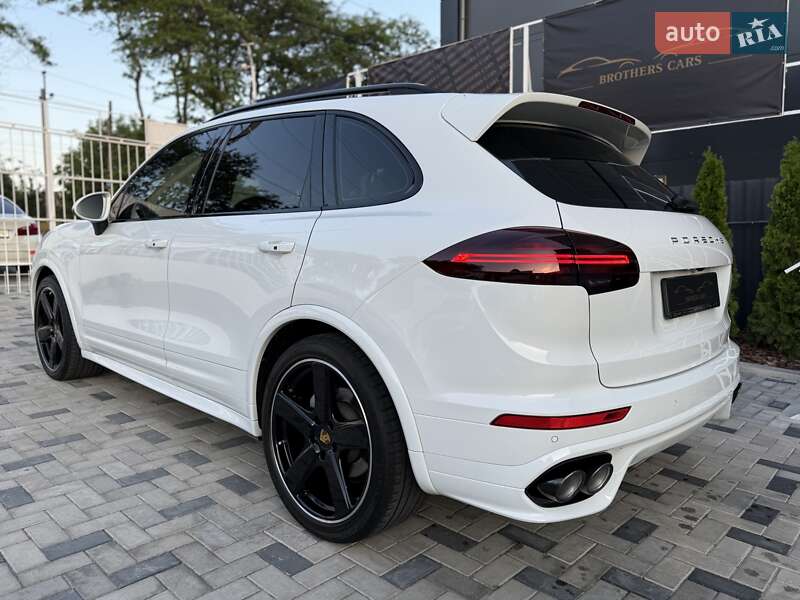 Позашляховик / Кросовер Porsche Cayenne 2016 в Одесі фото 3 Позашляховик / Кросовер Porsche Cayenne 2016 в Одесі