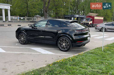 Внедорожник / Кроссовер Porsche Cayenne 2023 в 