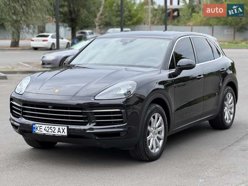 Внедорожник / Кроссовер Porsche Cayenne 2018 в Днепре