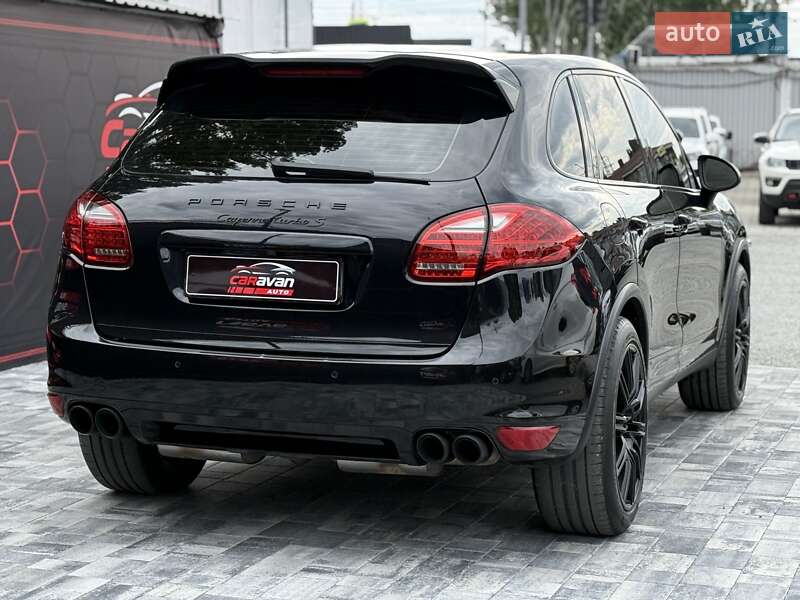 Внедорожник / Кроссовер Porsche Cayenne 2012 в Днепре