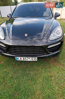 Внедорожник / Кроссовер Porsche Cayenne 2010 в Киеве
