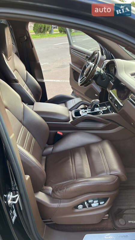 Внедорожник / Кроссовер Porsche Cayenne 2018 в Хмельницком фото 24 Внедорожник / Кроссовер Porsche Cayenne 2018 в Хмельницком