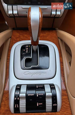 Внедорожник / Кроссовер Porsche Cayenne 2008 в 