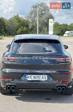 Внедорожник / Кроссовер Porsche Cayenne 2019 в 