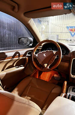 Позашляховик / Кросовер Porsche Cayenne 2007 в 