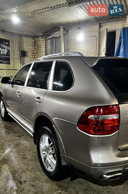 Позашляховик / Кросовер Porsche Cayenne 2007 в 