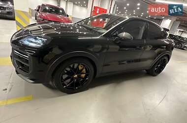 Позашляховик / Кросовер Porsche Cayenne 2024 в 
