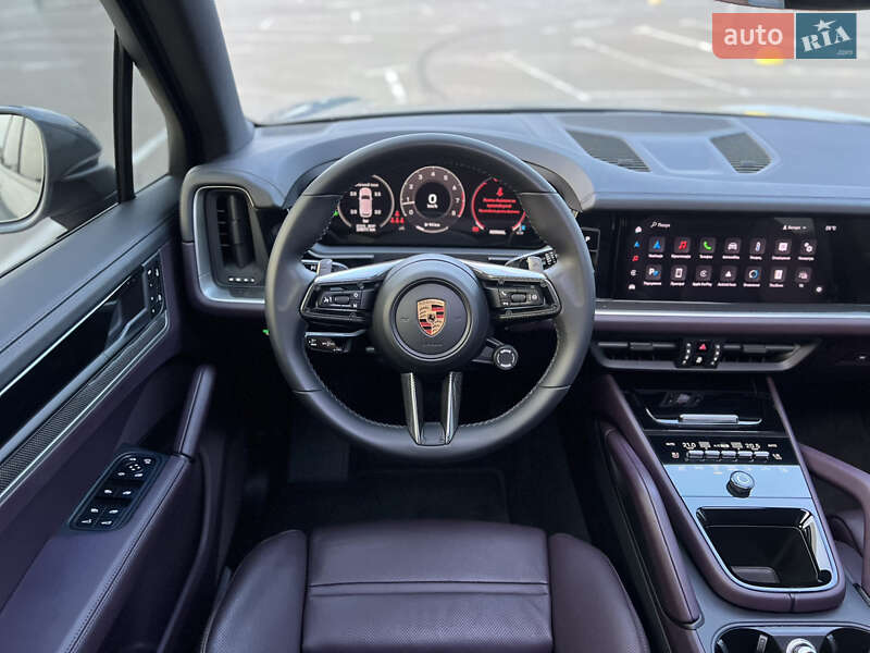 Внедорожник / Кроссовер Porsche Cayenne 2024 в Киеве