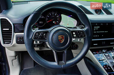 Внедорожник / Кроссовер Porsche Cayenne 2019 в 