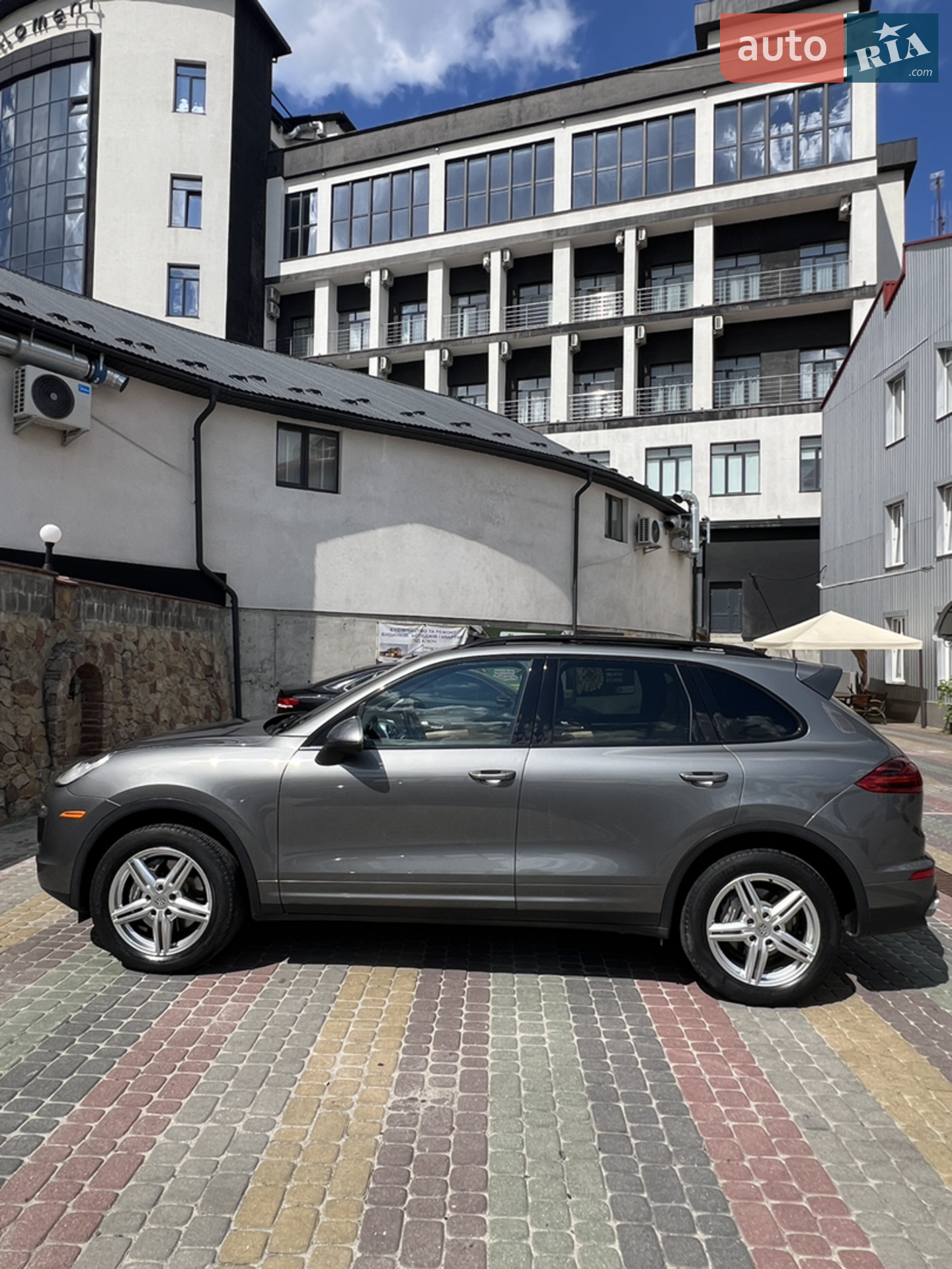 2016 Porsche Cayenne - мініатюра 19