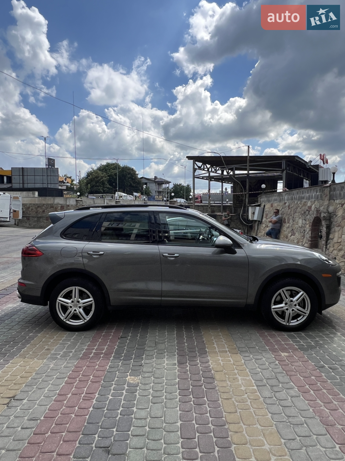 2016 Porsche Cayenne - мініатюра 24