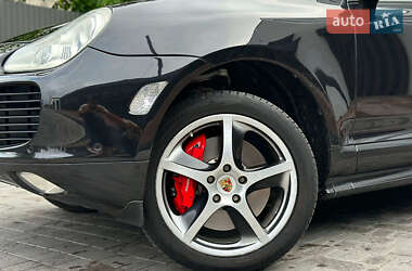 Внедорожник / Кроссовер Porsche Cayenne 2006 в 