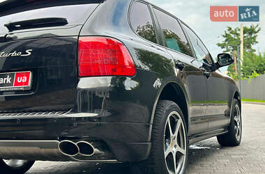 Внедорожник / Кроссовер Porsche Cayenne 2006 в 
