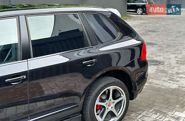 Внедорожник / Кроссовер Porsche Cayenne 2006 в 