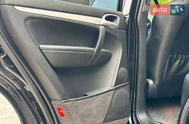 Внедорожник / Кроссовер Porsche Cayenne 2006 в 