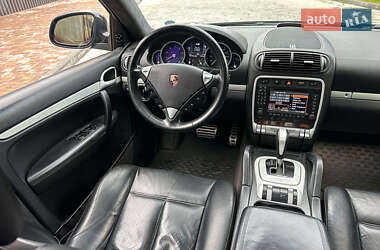 Внедорожник / Кроссовер Porsche Cayenne 2006 в 