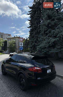 Внедорожник / Кроссовер Porsche Cayenne 2013 в 