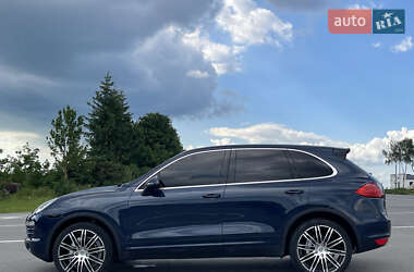 Внедорожник / Кроссовер Porsche Cayenne 2012 в 