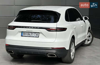 Внедорожник / Кроссовер Porsche Cayenne 2018 в 
