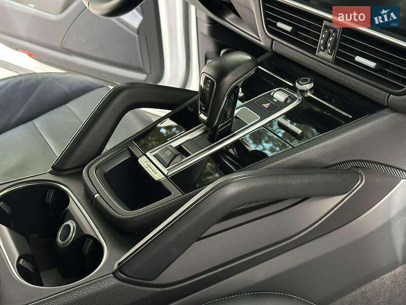 Внедорожник / Кроссовер Porsche Cayenne 2018 в Одессе фото 39 Внедорожник / Кроссовер Porsche Cayenne 2018 в Одессе