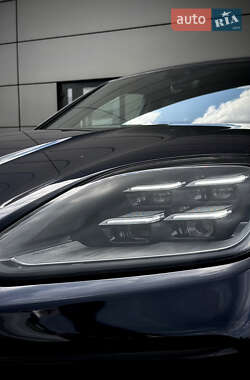 Внедорожник / Кроссовер Porsche Cayenne 2024 в 