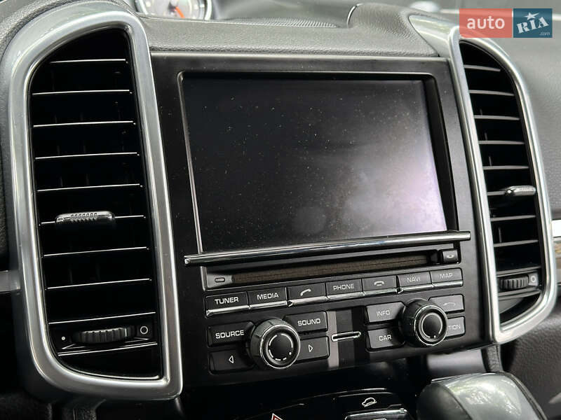 Внедорожник / Кроссовер Porsche Cayenne 2014 в Одессе
