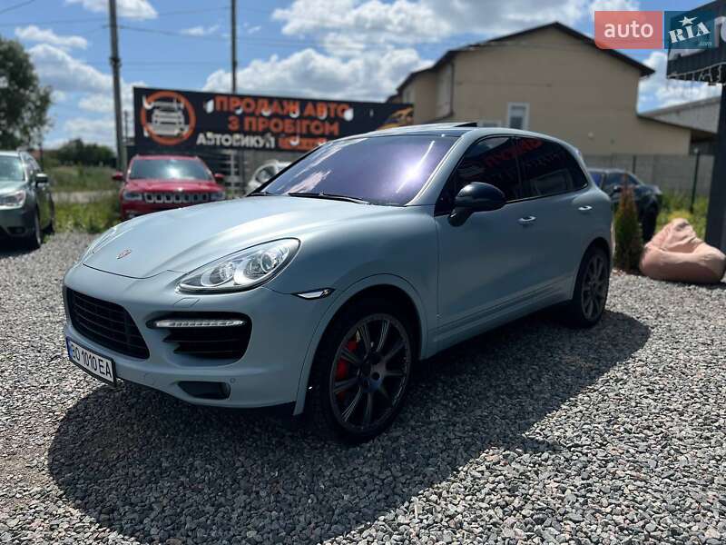 Внедорожник / Кроссовер Porsche Cayenne 2010 в Харькове