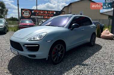 Внедорожник / Кроссовер Porsche Cayenne 2010 в 