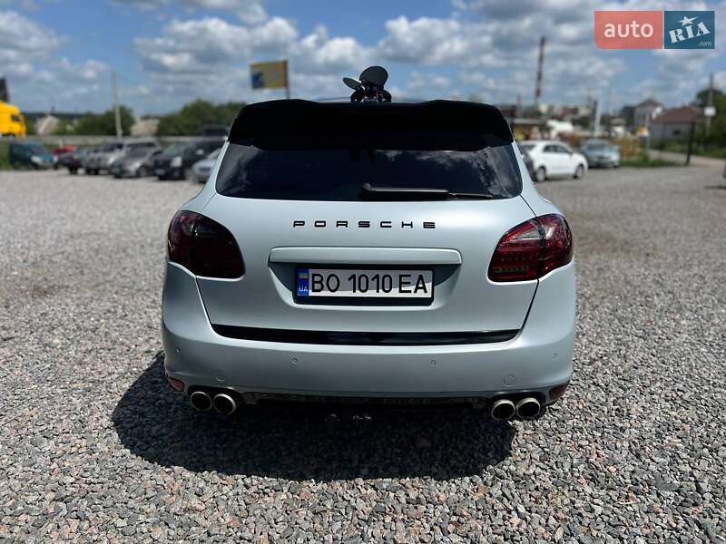 Внедорожник / Кроссовер Porsche Cayenne 2010 в Харькове
