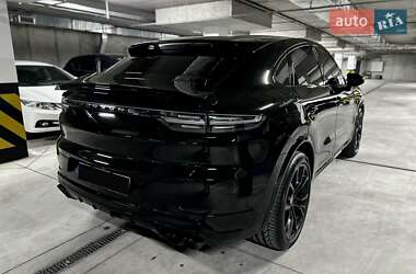 Внедорожник / Кроссовер Porsche Cayenne 2019 в 