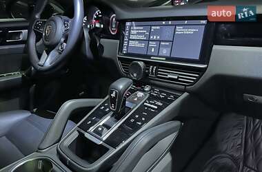 Внедорожник / Кроссовер Porsche Cayenne 2019 в 