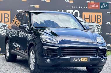 Внедорожник / Кроссовер Porsche Cayenne 2016 в 