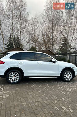 Внедорожник / Кроссовер Porsche Cayenne 2013 в 