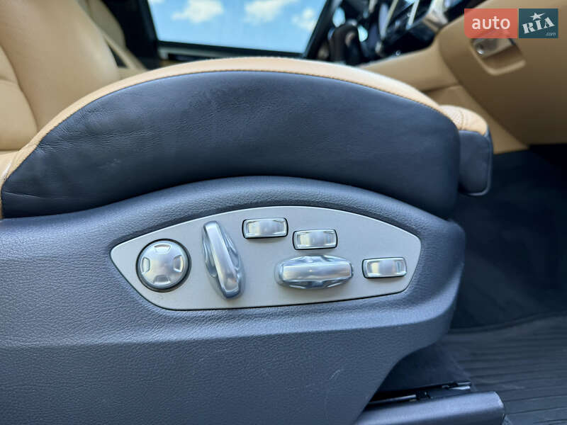 Внедорожник / Кроссовер Porsche Cayenne 2015 в Тернополе