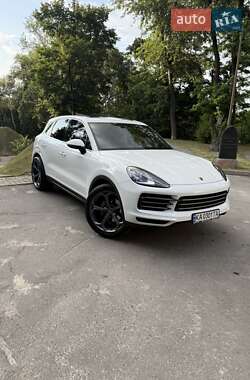 Внедорожник / Кроссовер Porsche Cayenne 2020 в 