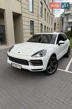 Внедорожник / Кроссовер Porsche Cayenne 2020 в Киеве