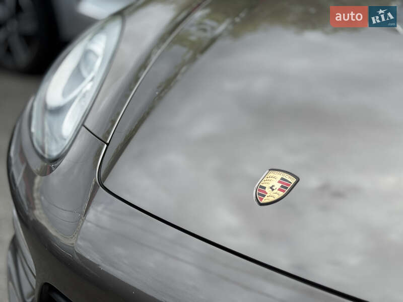 Позашляховик / Кросовер Porsche Cayenne 2010 в Києві